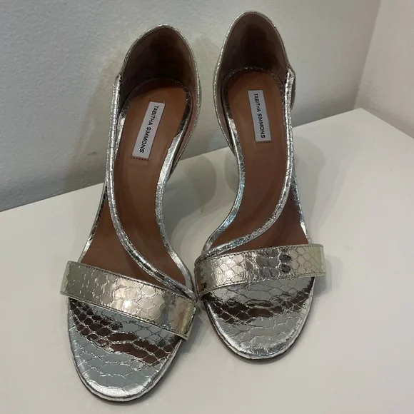 Tabitha Simmons Nile strappy heel in python - Picture 5 of 7